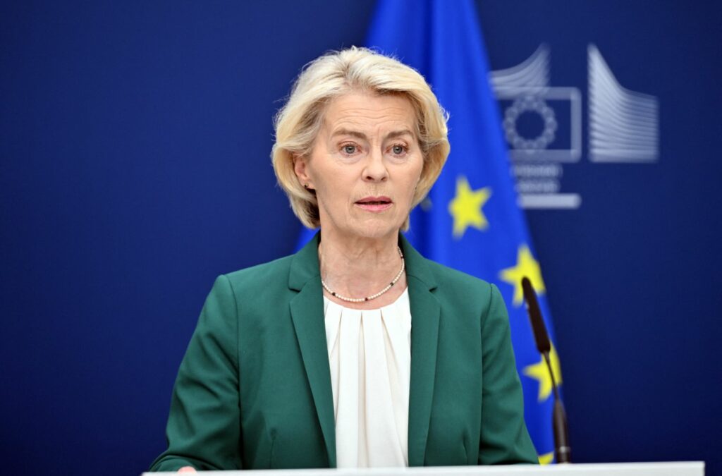 Von der Leyen anunță intervenții pe piața energiei: 100 de milioane de barili eliberați și ajutoare de stat prelungite