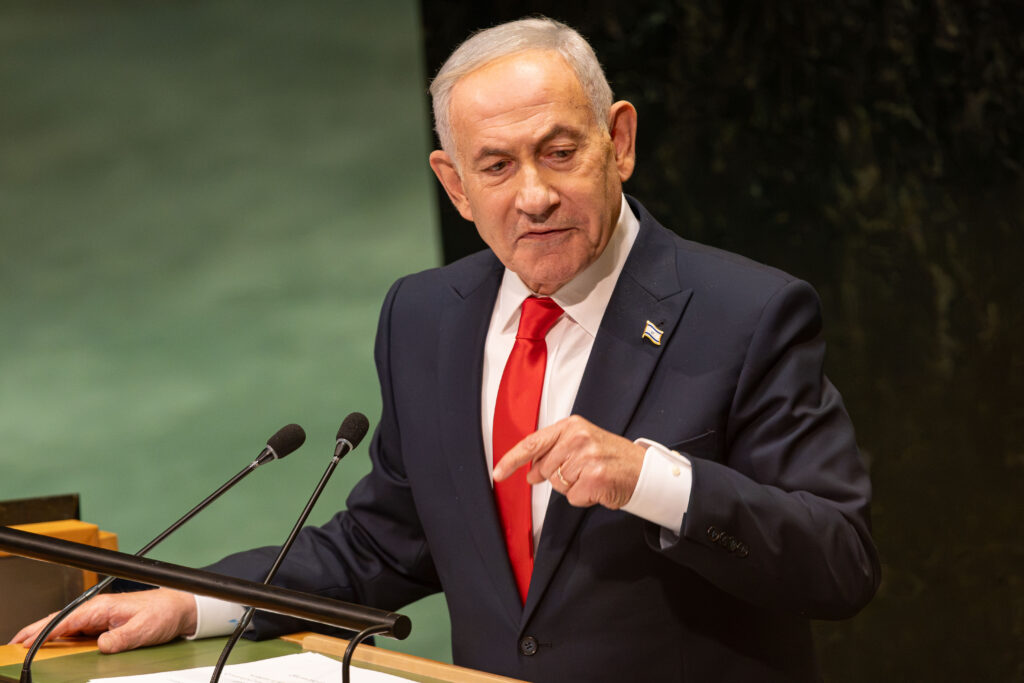 Fostul secretar militar al lui Netanyahu îl acuză pe premier că a blocat acorduri pentru eliberarea ostaticilor și a respins eliminarea liderilor Hamas