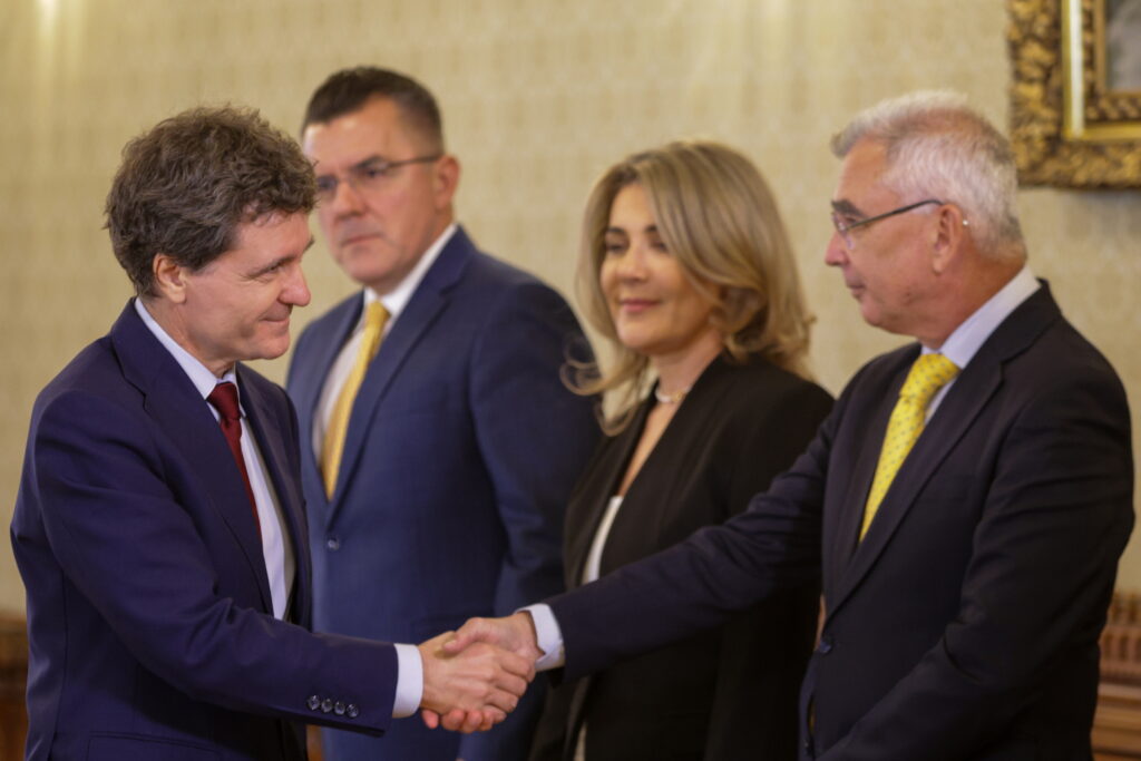 Ce au discutat liderii AUR cu Nicușor Dan. Dungaciu: Ne-a acuzat că am fi în afara curentului euroatlantic