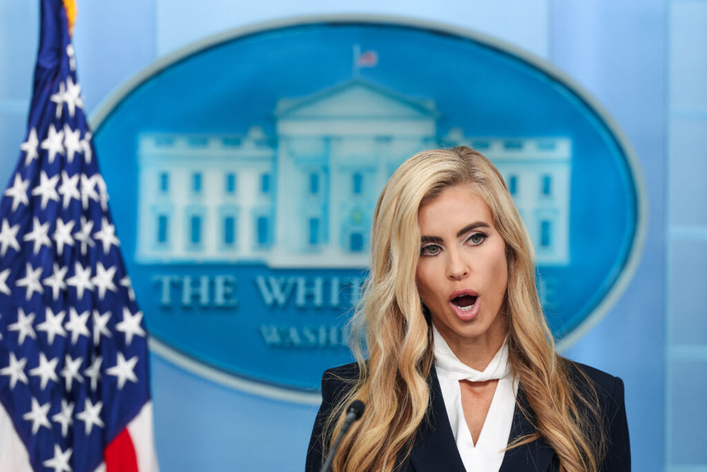 Purtătoarea Trump în dificultate: unde promova examenul de avocat?