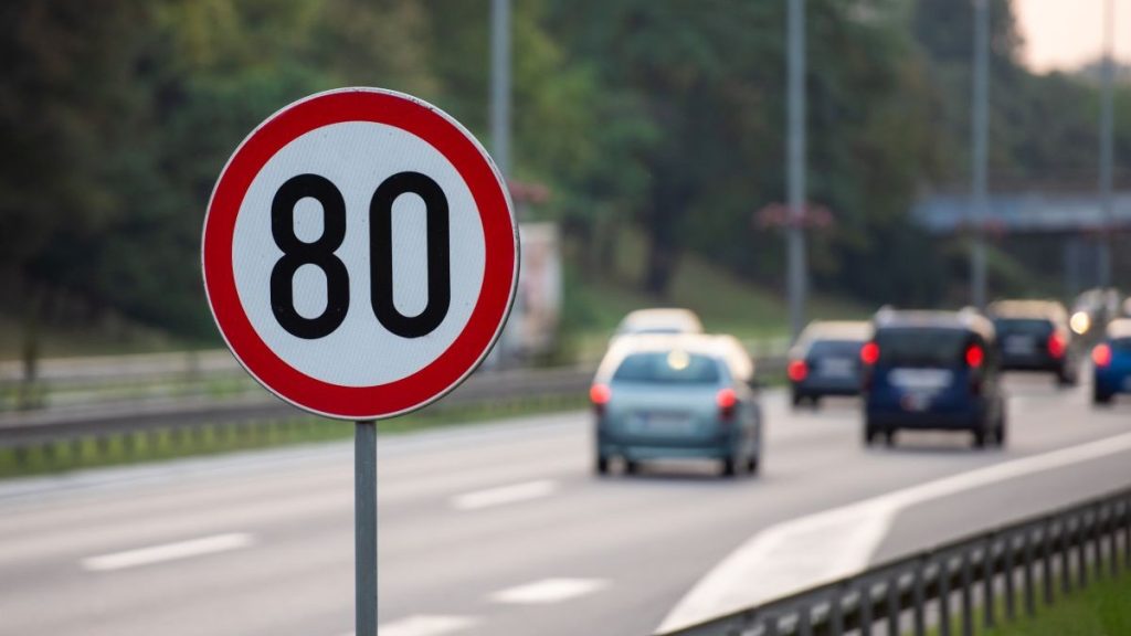 Regula 1.000 m pentru radare: un kilometru poate salva permisul și banii