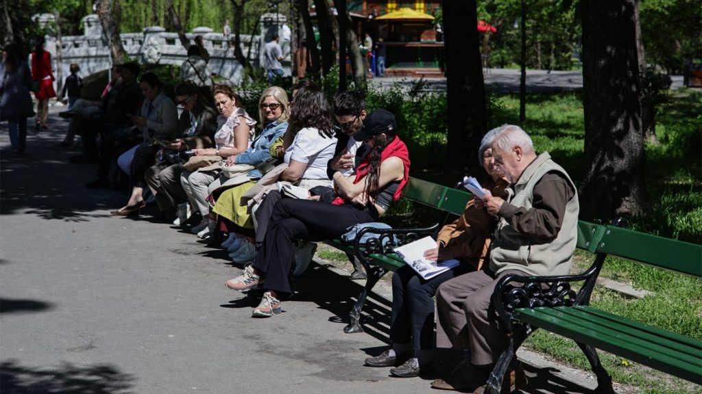 Pensionarii români primesc 500 lei în plus în decembrie 2026