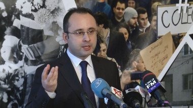 Exclusiv Cristian Bușoi: Facturile la gaze nu vor crește pentru consumatorii casnici. Cu cât se va scumpi electricitatea