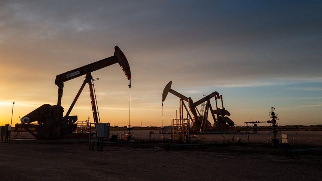 Europa acceptă eliberarea petrolului din rezervele strategice anunță Trump