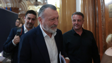Ce spune Paul Stănescu despre zvonurile că ar pleca de la PSD în AUR: „Sunt uns cu toate alifiile”
