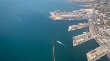 Sute de obuze și alte proiectile din Al Doilea Război Mondial, descoperite pe fundul mării în portul Salonic