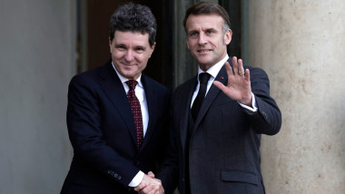 Nicuşor Dan spune că a refuzat cetăţenia franceză: „Nu ar fi fost onest. Am plecat hotărât să mă întorc”. Mesaj pentru diaspora