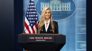 Trump susține că toaletele din China sunt scandal, Beijingul răspunde.