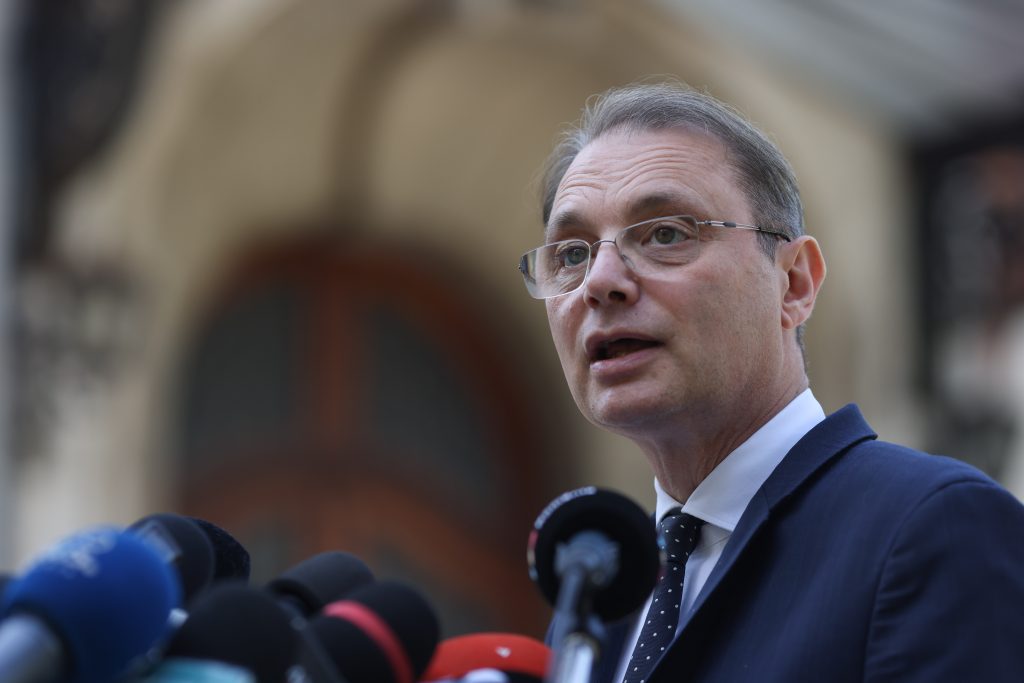Negocieri contracronometru, cum va arăta Guvernul Niculescu. Surse: PSD își poate asuma guvernarea, cu voturile PNL și UDMR