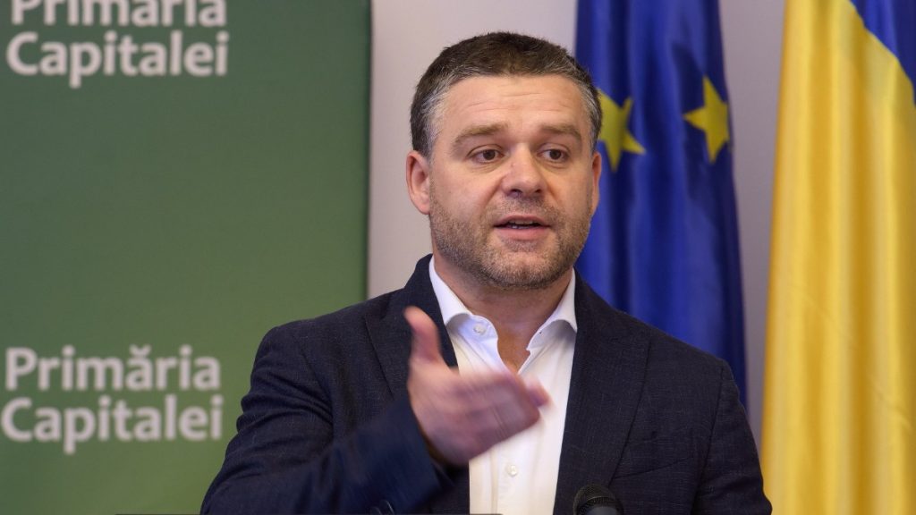 Ciprian Ciucu vrea să împrumute 350.000.000 de euro de la BERD pentru transportul public din București