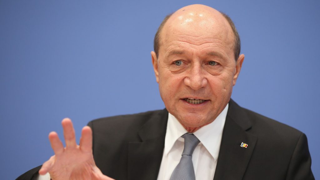 Traian Băsescu o vede pe Mirabela Grădinaru candidată la alegerile prezidențiale din 2030: „A învățat mersul pe covoare prin toate capitalele”