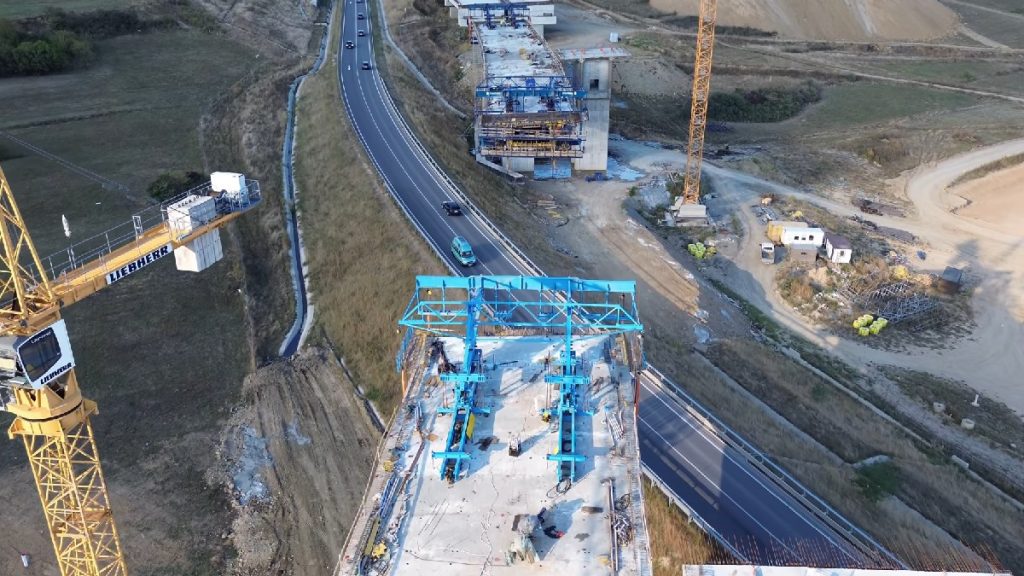 Șeful CNAIR explică de ce s-a închis circulația pe A1, între Sibiu și Boița, în timp ce un secretar de stat îl acuză: „Existau alte variante”