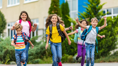Zi liberă pe 5 octombrie: weekend prelungit pentru elevi și profesori