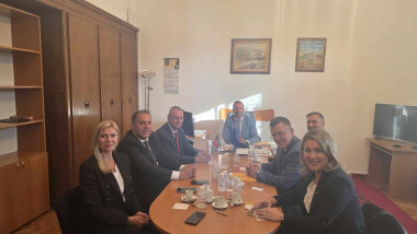 Dungaciu și alți membri AUR s-au întâlnit cu partidul premierului pro-rus din Bulgaria, supranumit „coloana a cincea a lui Putin”
