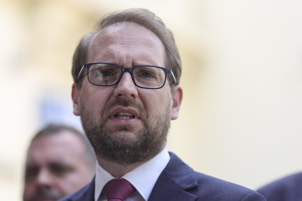 Înalta Curte justifică descalificarea primarului Dominic Fritz
