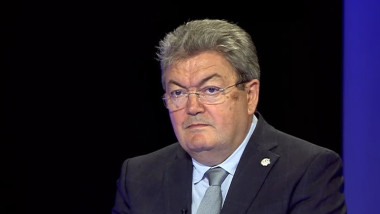Exclusiv Marian Preda (UniBuc) avertizează asupra ascensiunii AUR: „Îi ținem în afara guvernării până ajung majoritari și schimbă Constituția?”