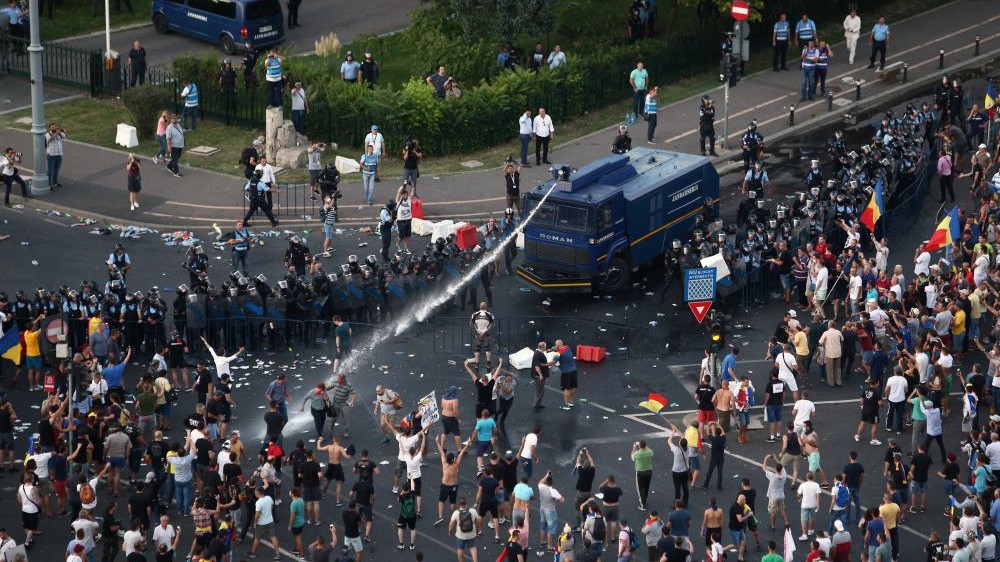 Cum a fost îngropat Dosarul 10 August. Anchetă Recorder: faptele se prescriu după opt ani de la violențele din Piața Victoriei