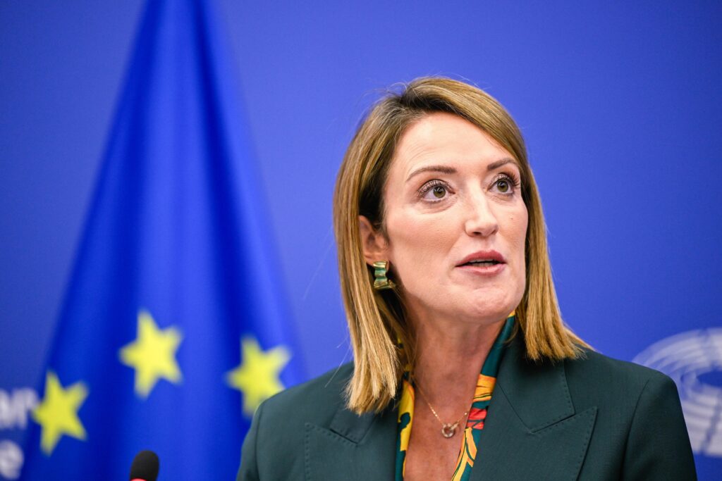Parlamentul European își stabilește prioritățile pentru prima strategie anticorupție a UE