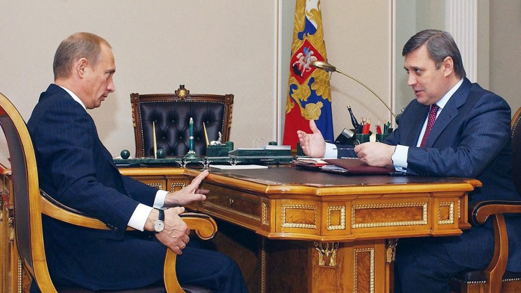 „A făcut o greșeală, dar nu recunoaște și nu poate pune capăt războiului”. Adevăratele intenții ale lui Vladimir Putin cu Ucraina, dezvăluite de un fost premier rus