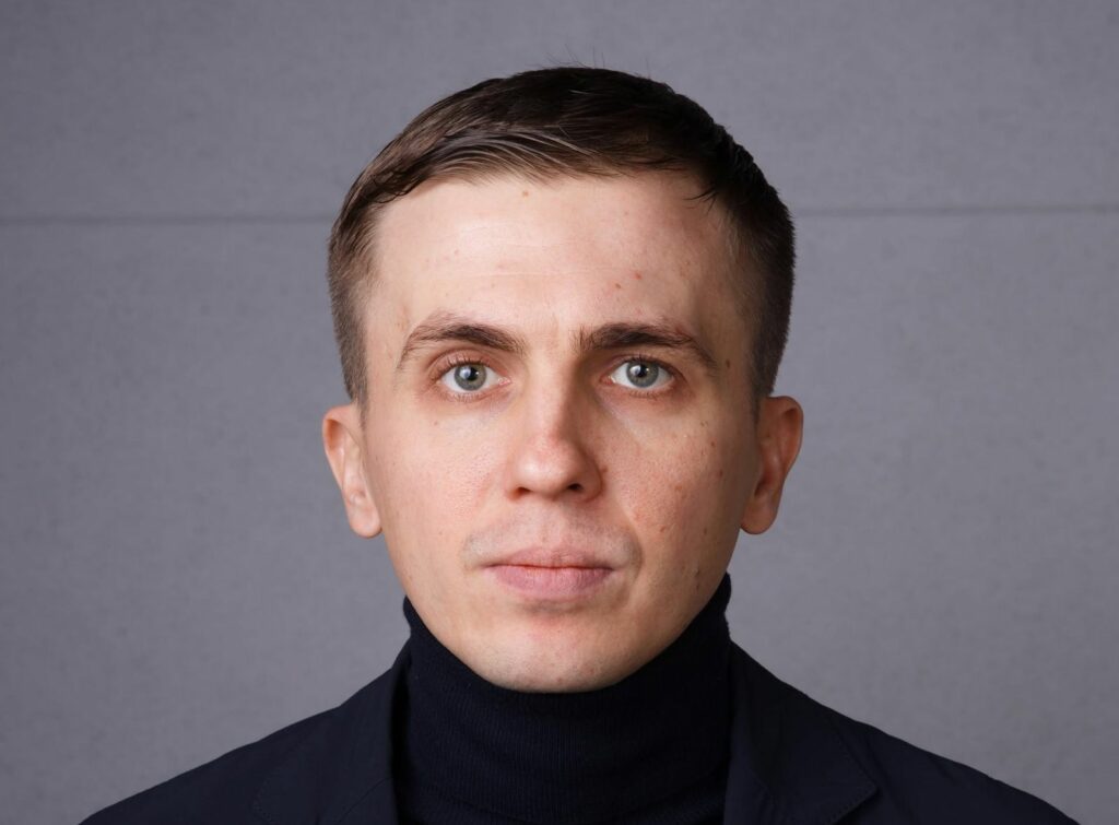 Jurnalistul ucrainean Mihailo Tkaci, a fost eliberat după peste 12 ore de detenție la Viena. Ucraina cere explicații Austriei
