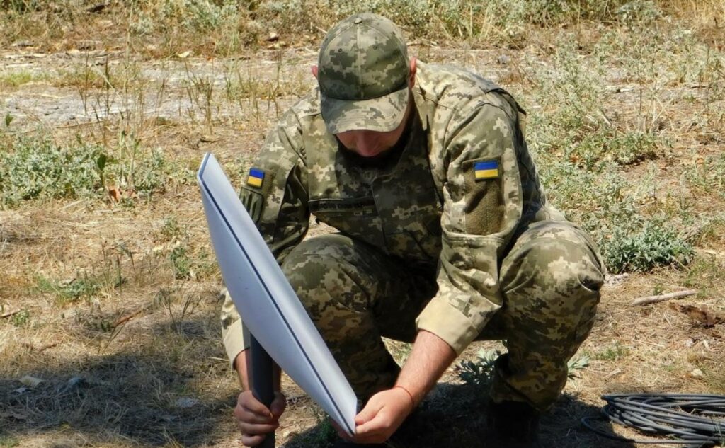 Ucraina, trădată de Starlink? Acuzația Kievului după atacul rusesc cu rachete balistice asupra centralelor