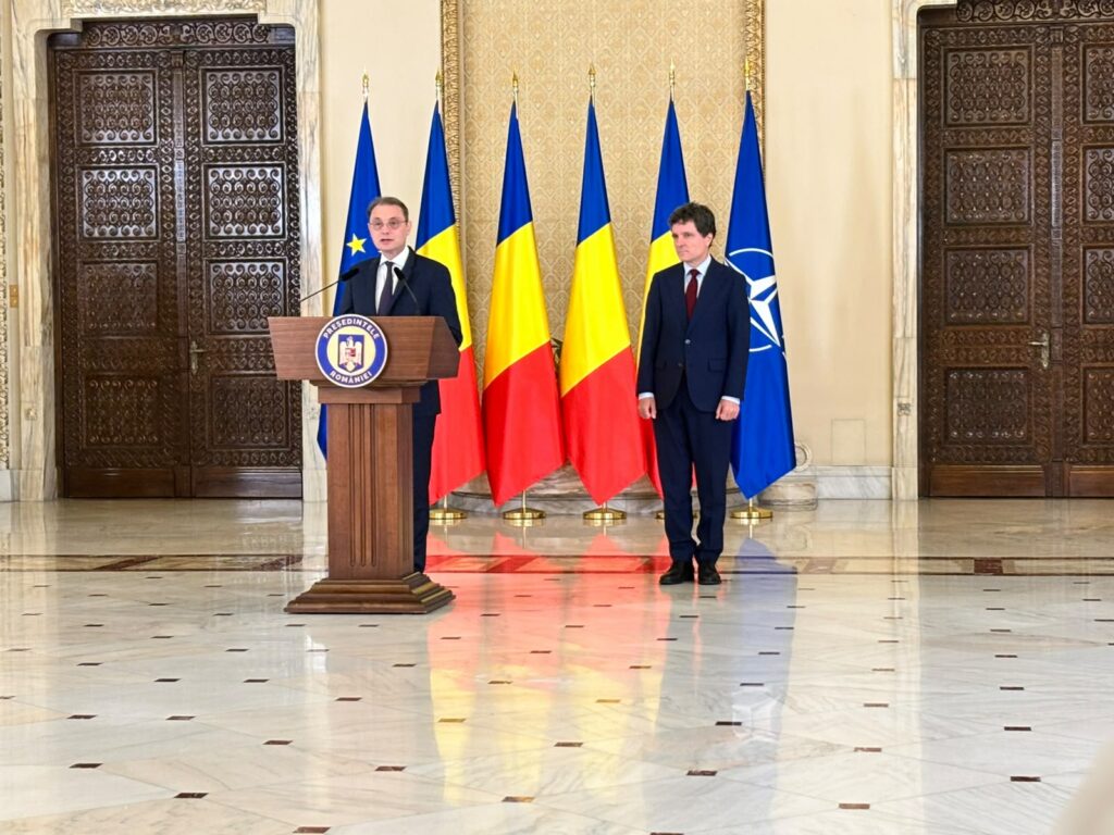 „Nu trebuie să fiu eu mulțumit”. Nicușor Dan, întrebat dacă îi place Guvernul Luca Niculescu