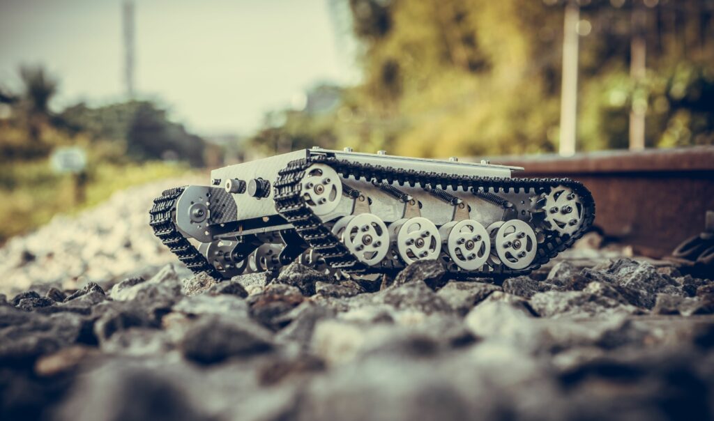Război SF: Robot ucrainenilor neutralizează dronă rusă în luptă