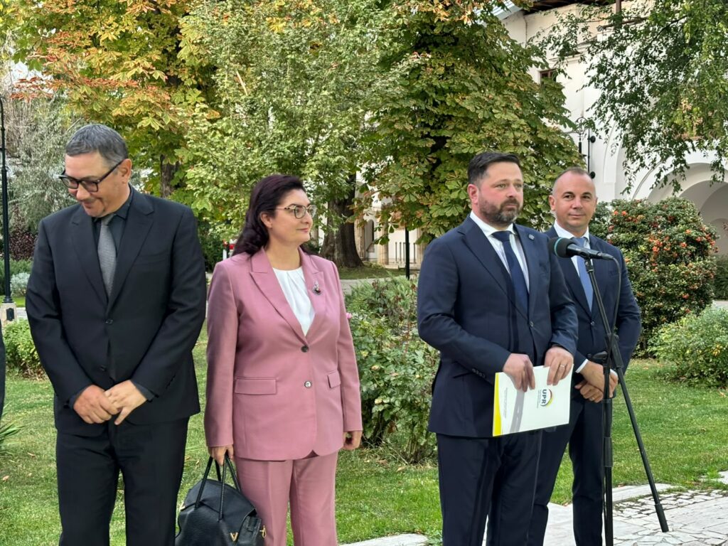 Victor Ponta propus ca premier în UPR: președinte îl urmărește