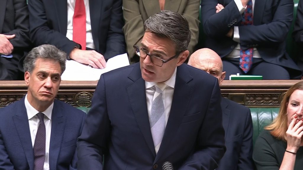 Andy Burnham acuză Gardienii Revoluției de orchestrarea atacului terorist dejucat la o bază militară britanică folosită de SUA